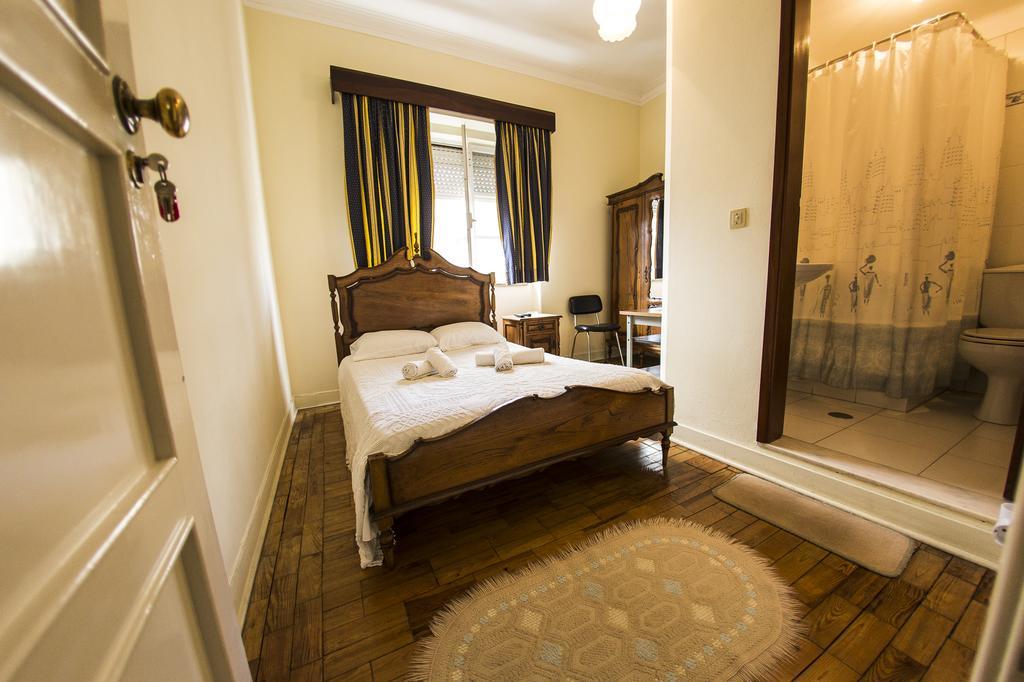 Residencial Covas Hotel Santiago do Cacem Bagian luar foto